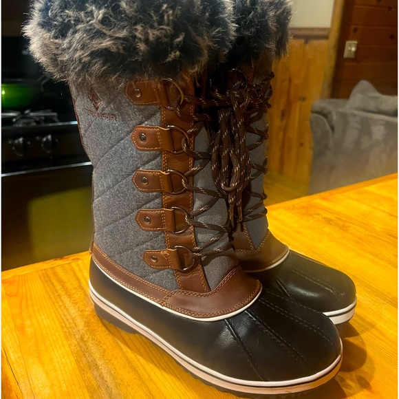 Dream Pairs snow boots - Picture 1 of 6